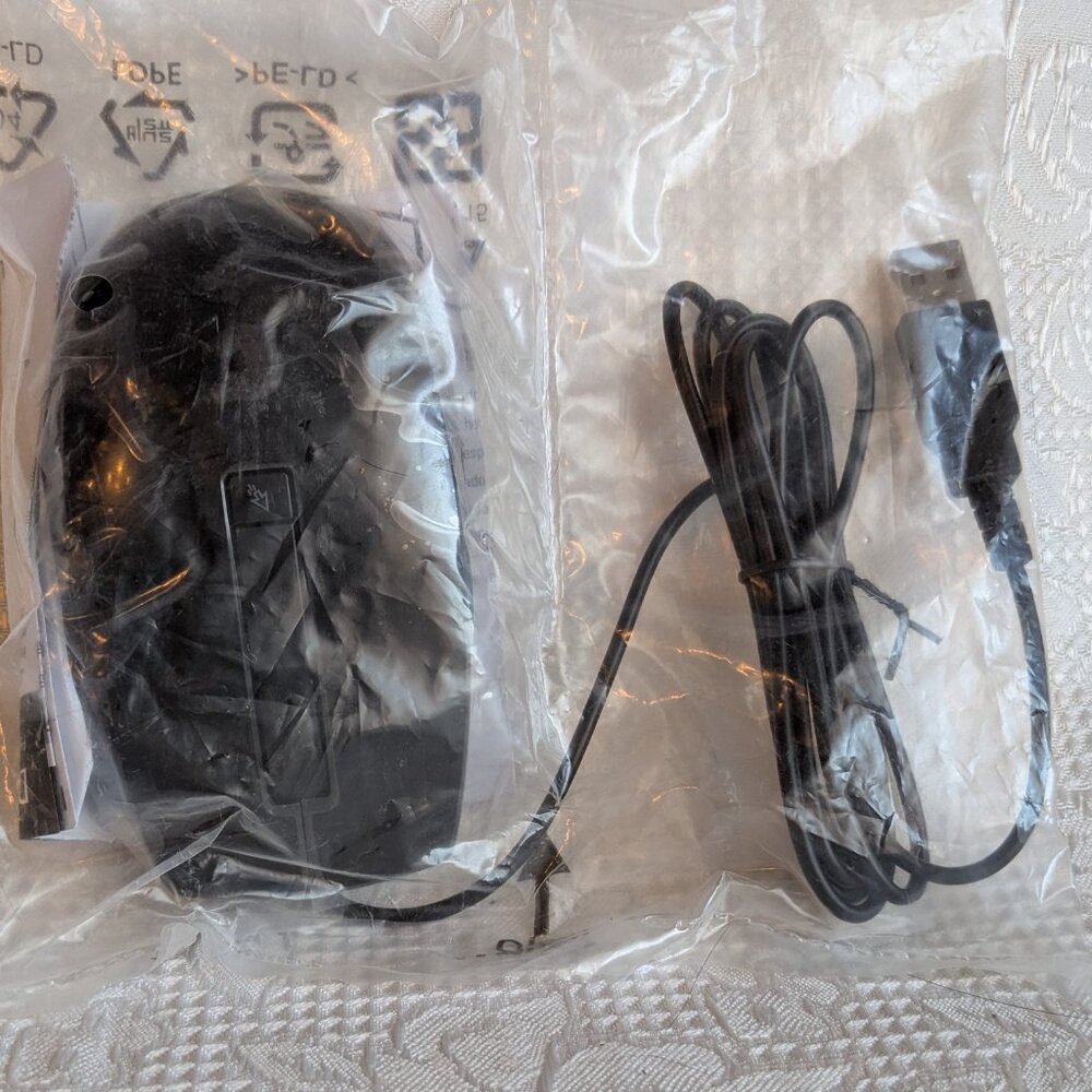 Dell USB Wired Laser Mouse for Computer